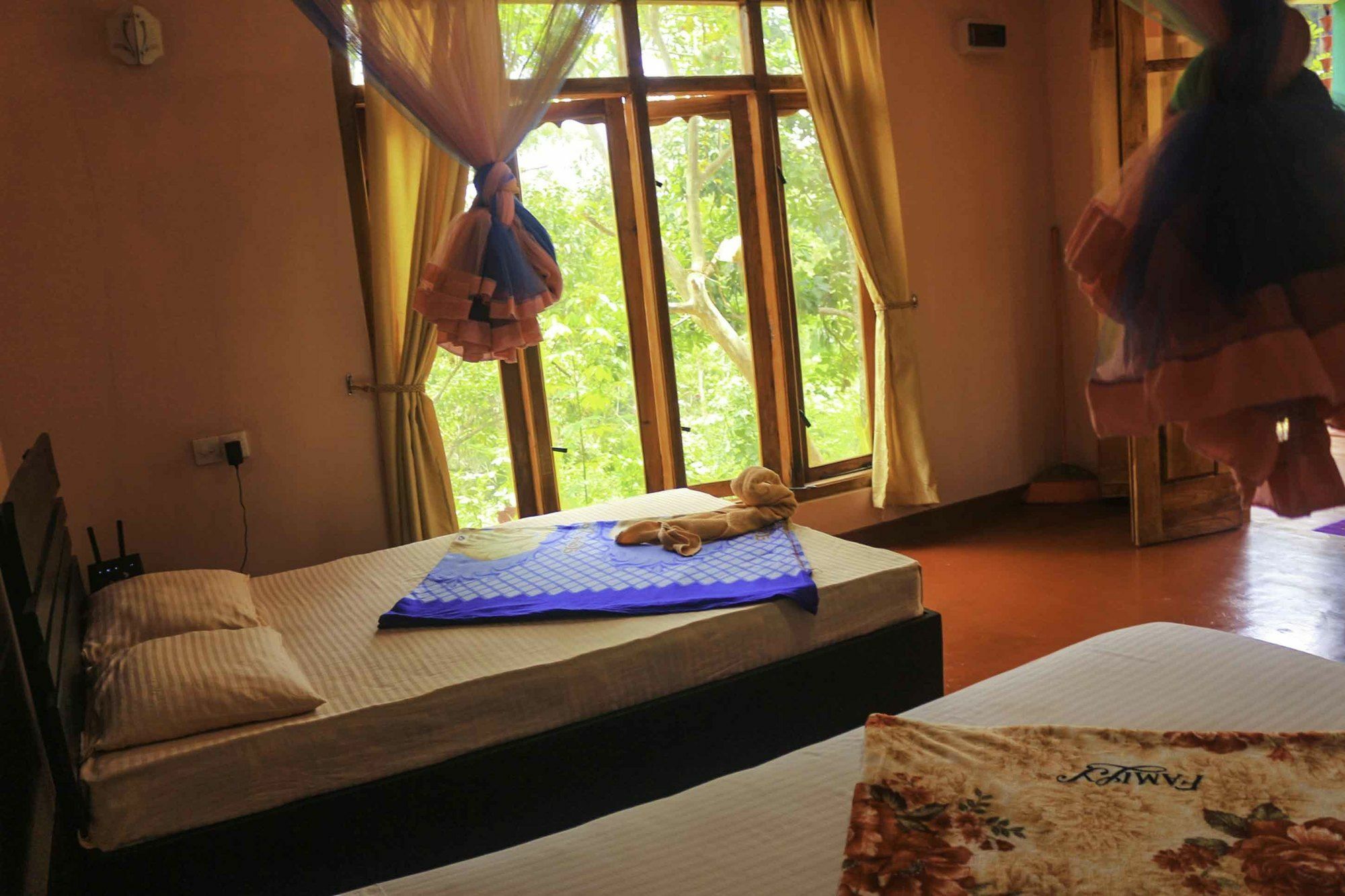 Yoho Nilmini Homestay Ella Zewnętrze zdjęcie